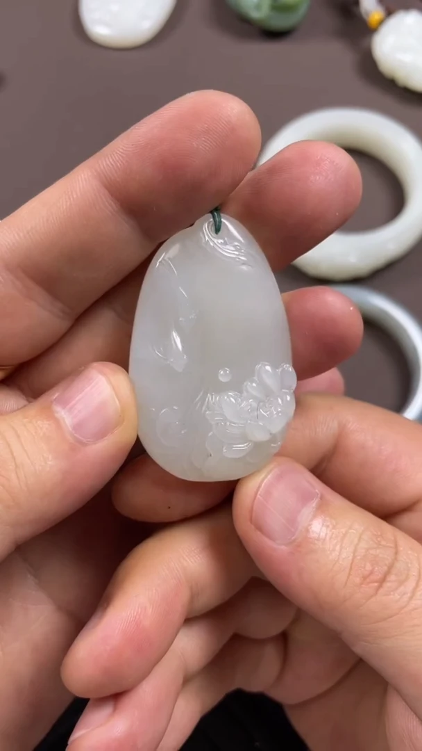 【闪购商品】和田玉颈饰未镶嵌1