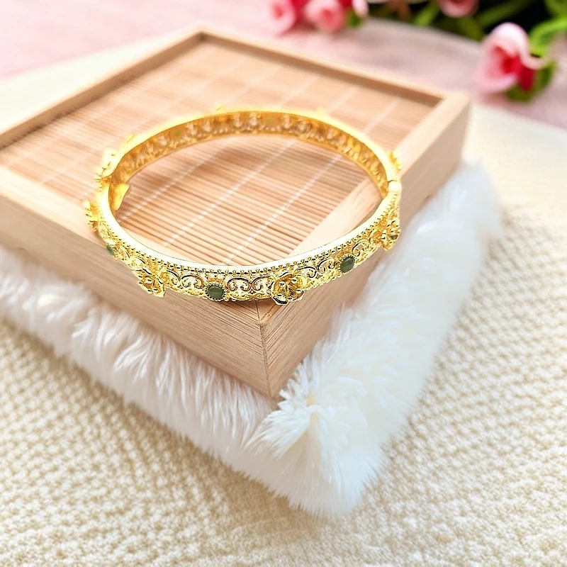 【梦梦专属】【证书+精美礼盒】轻奢气质款合金镶嵌和田玉手镯DZ19078