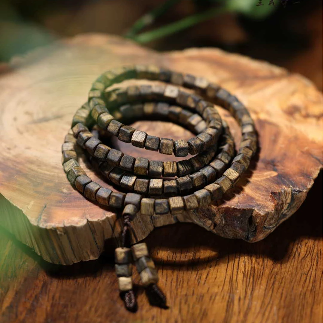 沉香小方糖·多圈|海南莺歌绿奇楠沉香手串