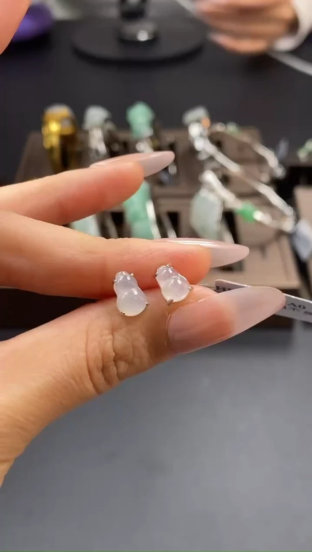 颈饰银S925镶嵌翡翠多样性发一16581