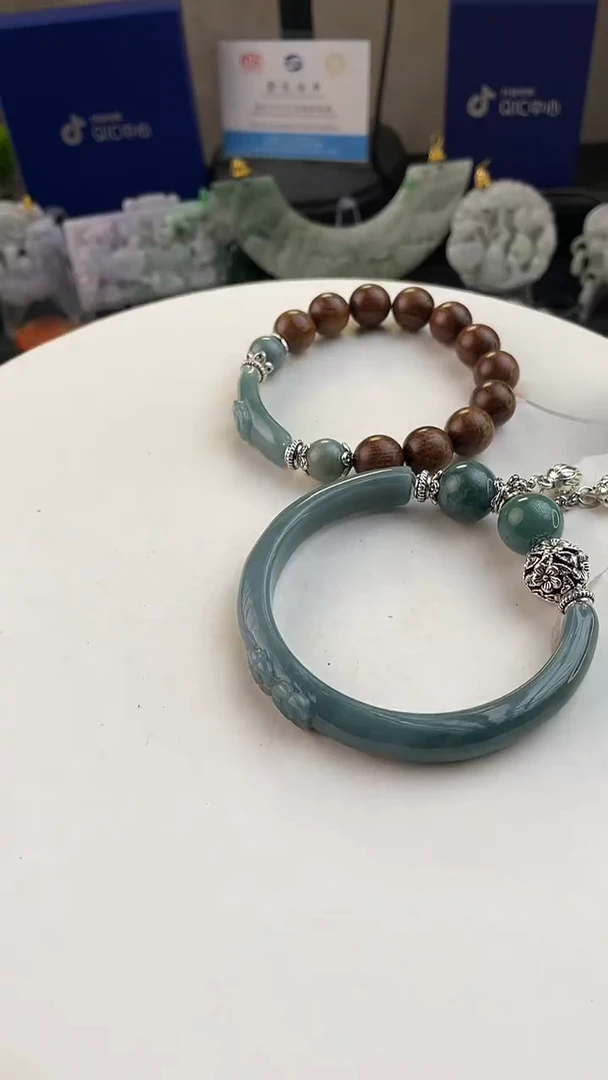 未镶嵌手链翡翠S**w手工定制默认微瑕主播介绍为准