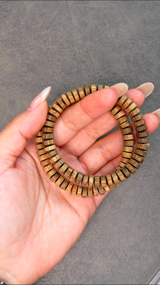 沉香手串91号黑油格多样性发一条