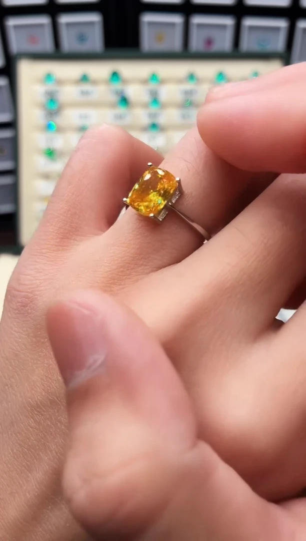 戒指彩色蓝宝石银S925镶嵌0003