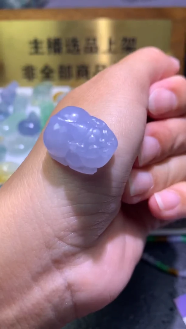 未镶嵌定制翡翠毛货
