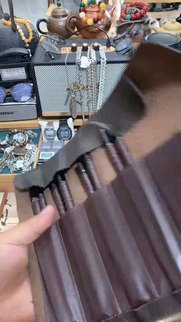 瓷片闪购商品 如图所示