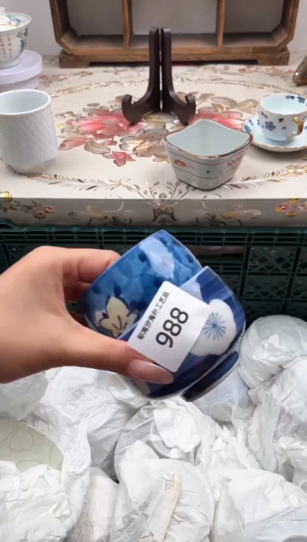 瓷片E****吭D 988