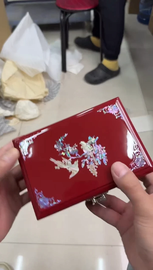 瓷片小穆直播间的物品120