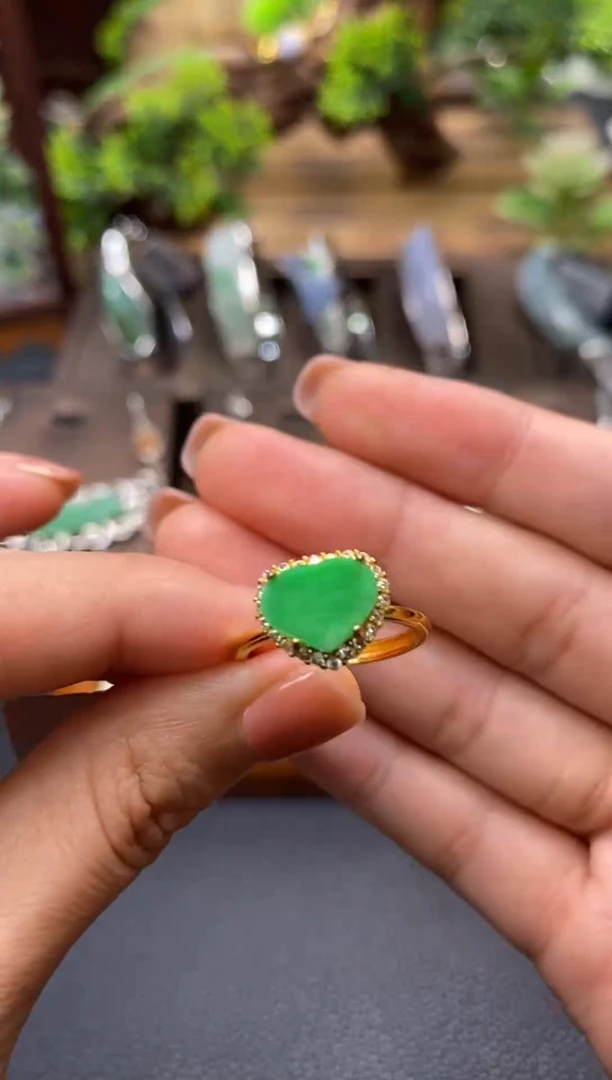 颈饰银S925镶嵌翡翠净货15467