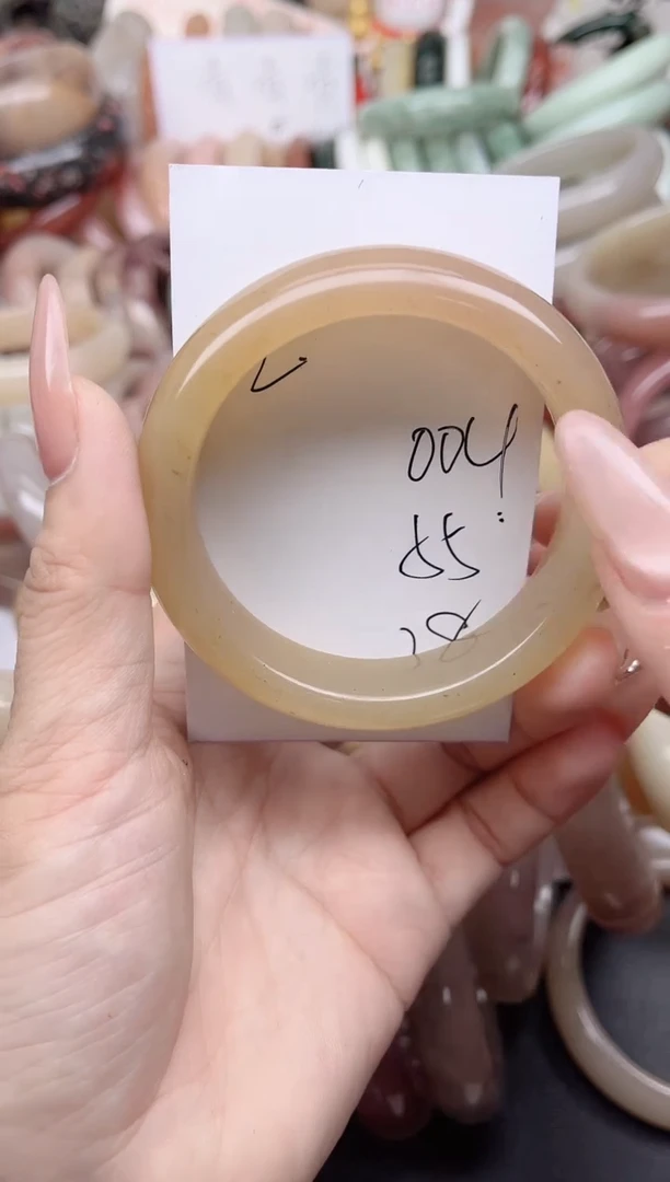 未镶嵌手镯石英质玉004