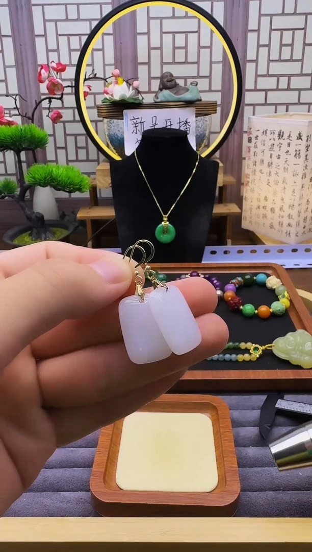 和田玉14K金镶嵌耳饰E84