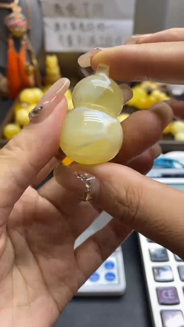 琥珀未镶嵌珠宝奇石1446