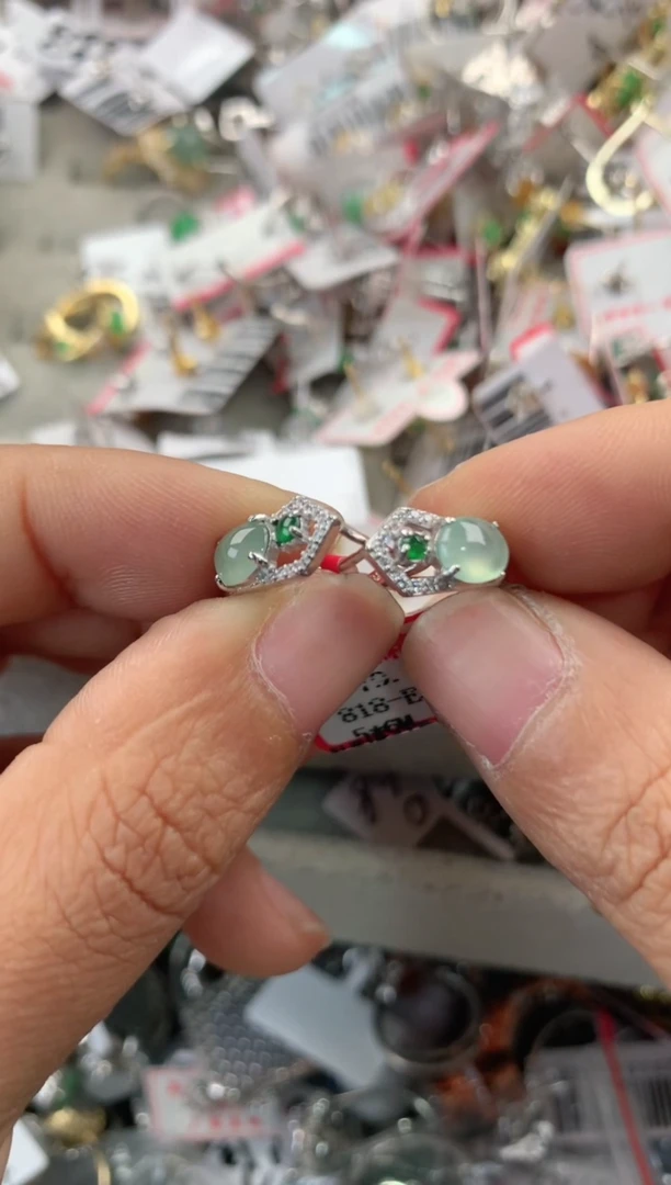 银S925镶嵌戒指翡翠777            7