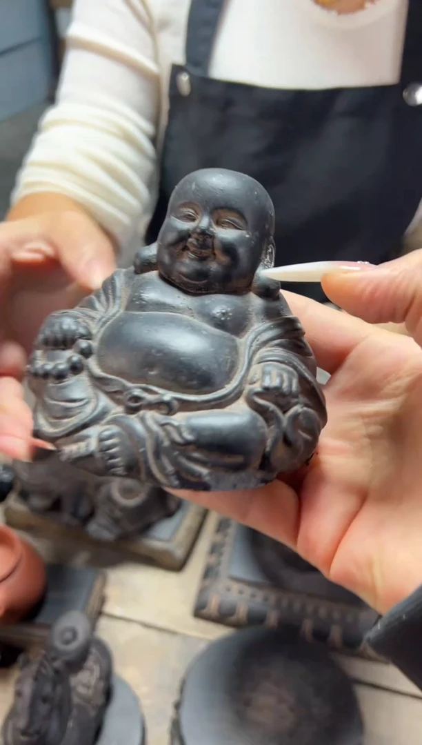 陶土【火山泥】未来佛