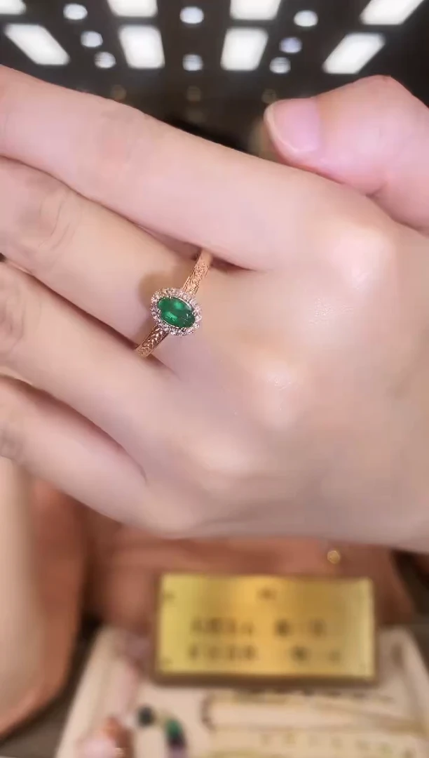 银S925镶嵌戒指祖母绿09