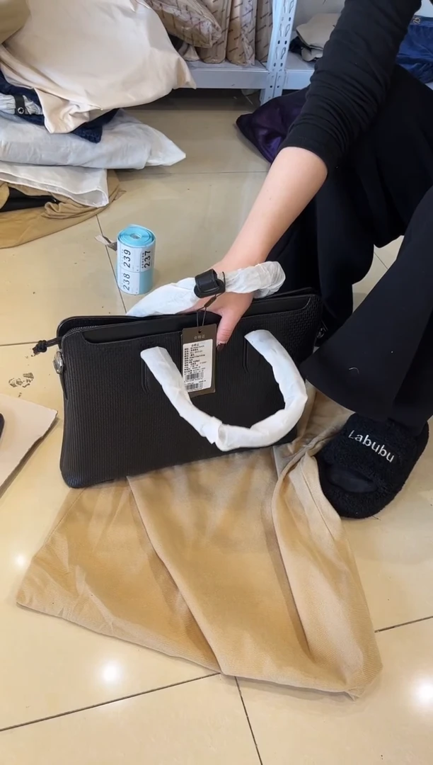 头层牛皮237品牌男包清货中(不要卡单，理性消费）