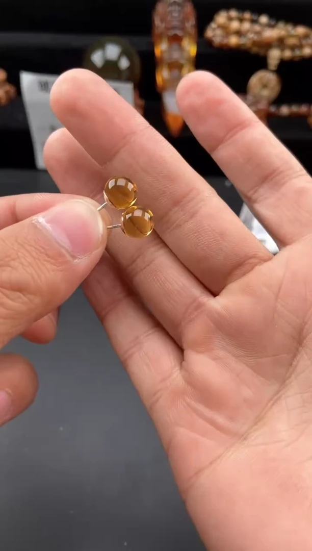 【闪购商品】琥珀耳饰银S925镶嵌8+蓝珀耳钉