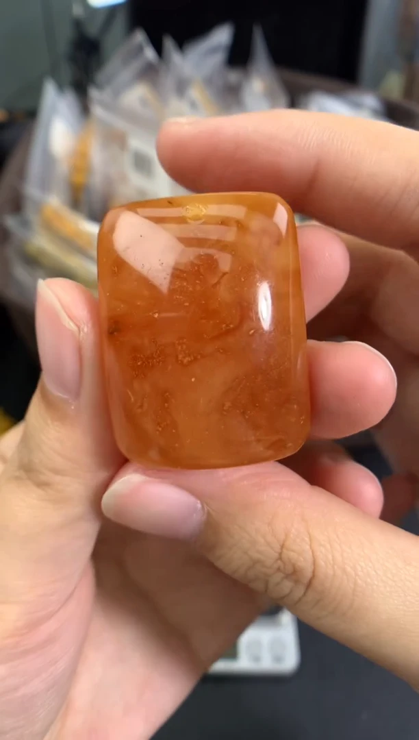 蜜蜡未镶嵌珠宝奇石1