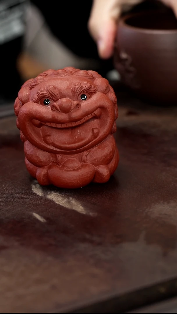 紫砂茶宠紫砂微瑕笑狮