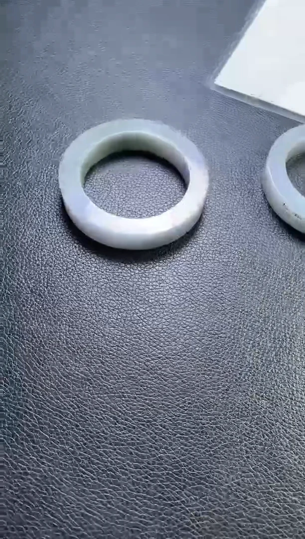 未镶嵌手镯定制翡翠小*运手镯