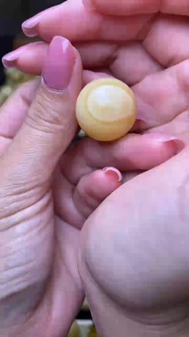 未镶嵌琥珀裸石葵.10