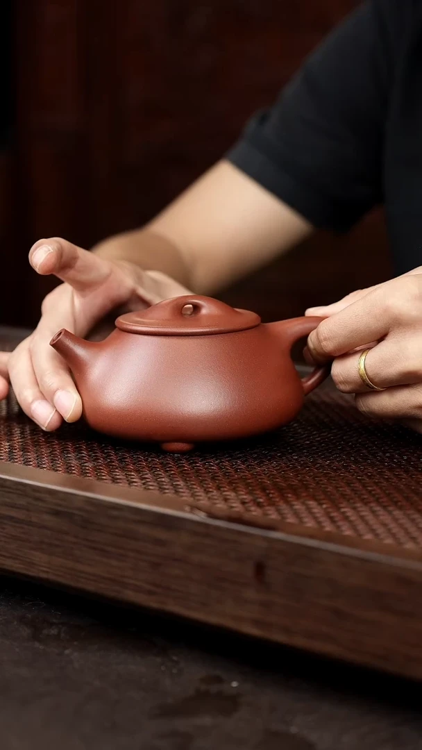 茶壶紫砂底槽清满瓢【带矿标证书】