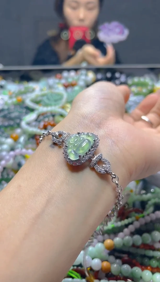 颈饰未镶嵌翡翠/S/翡翠A货，一件也是批发价