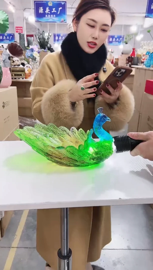 【闪购商品】玻璃YS-脱蜡琉璃孔雀