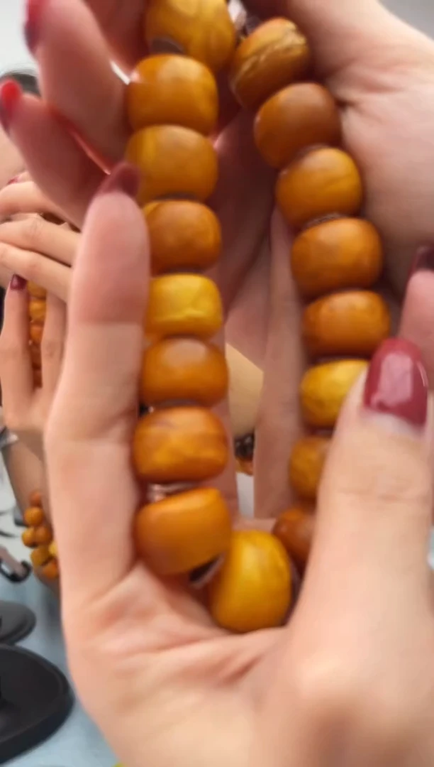 未镶嵌蜜蜡珠宝奇石假一罚十，046.17发一件