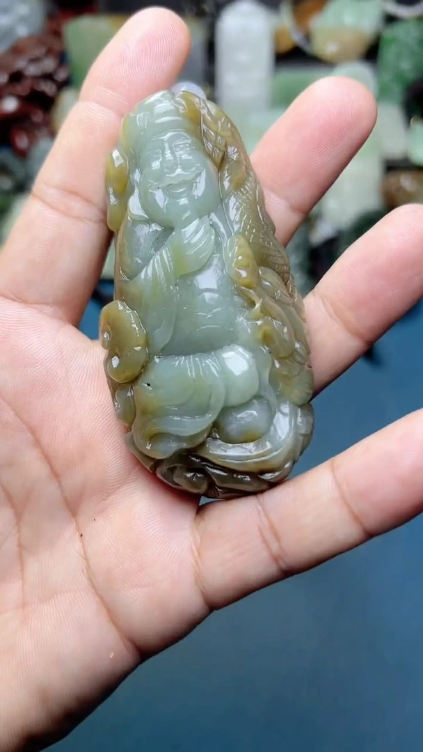 未镶嵌和田玉把件-