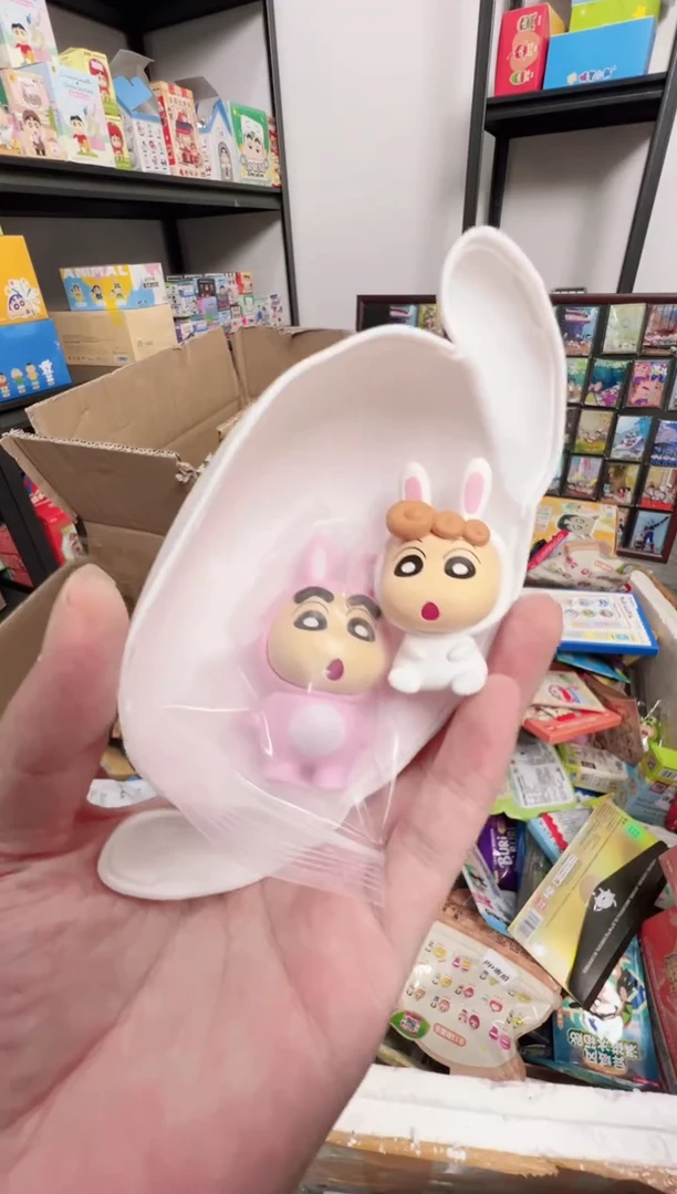 搪胶正版蜡笔小新时间胶囊隐藏两只