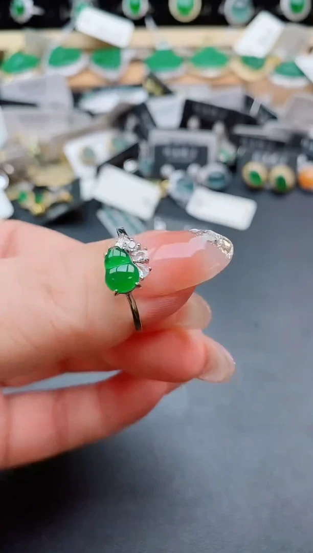 银S925镶嵌戒指翡翠1