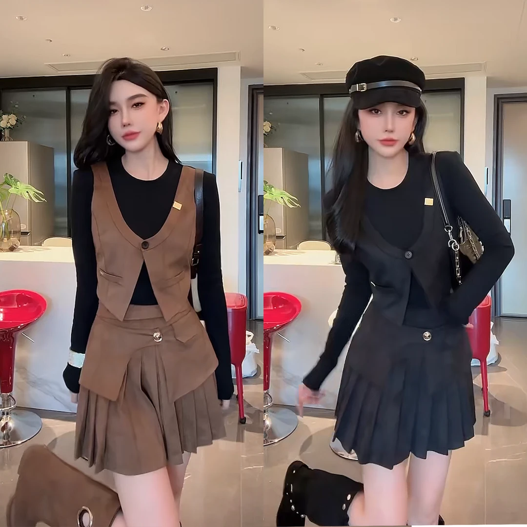 80810 欧货新款 拼接假两件设计上衣+百褶裙超好看独特漂亮两件套