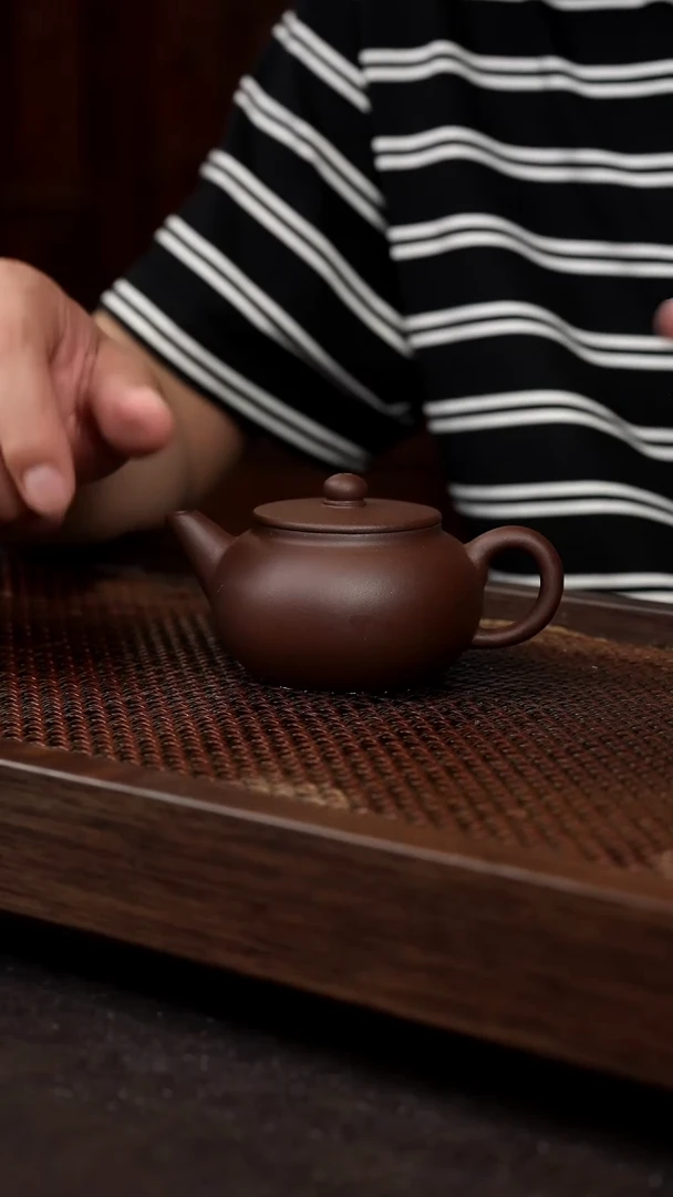 茶壶紫砂紫泥 平盖水平