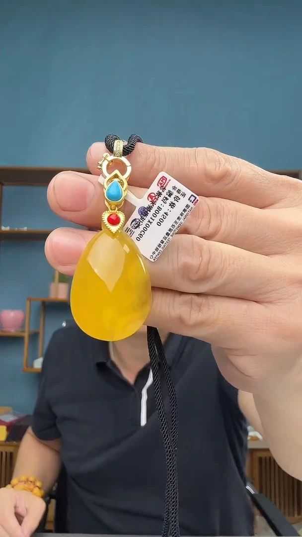 裸石琥珀未镶嵌10（有瑕介意勿拍）
