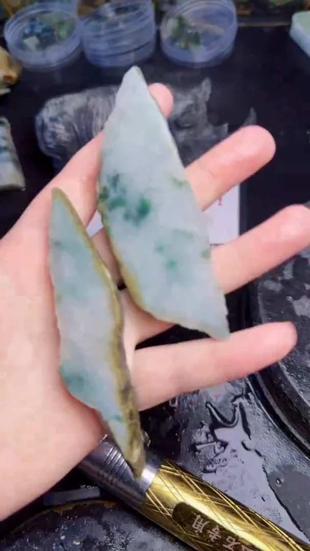 未镶嵌挂件翡翠小****,天然翡翠098