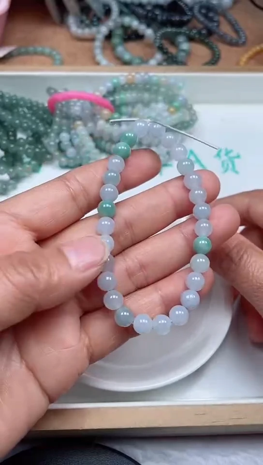 【闪购商品】翡翠手链未镶嵌卡7