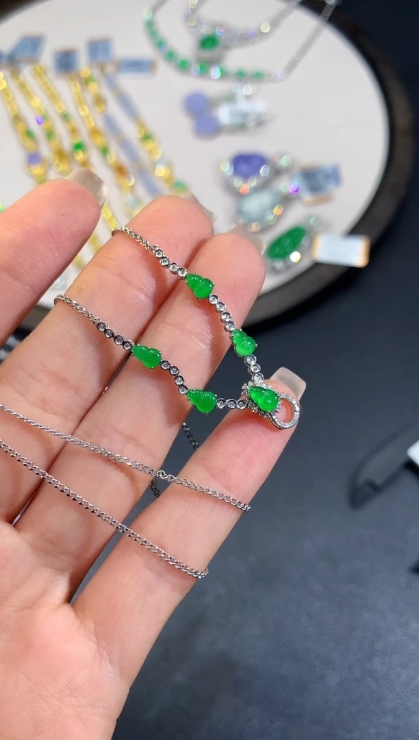 翡翠18K金镶嵌项链YS多样性发其一