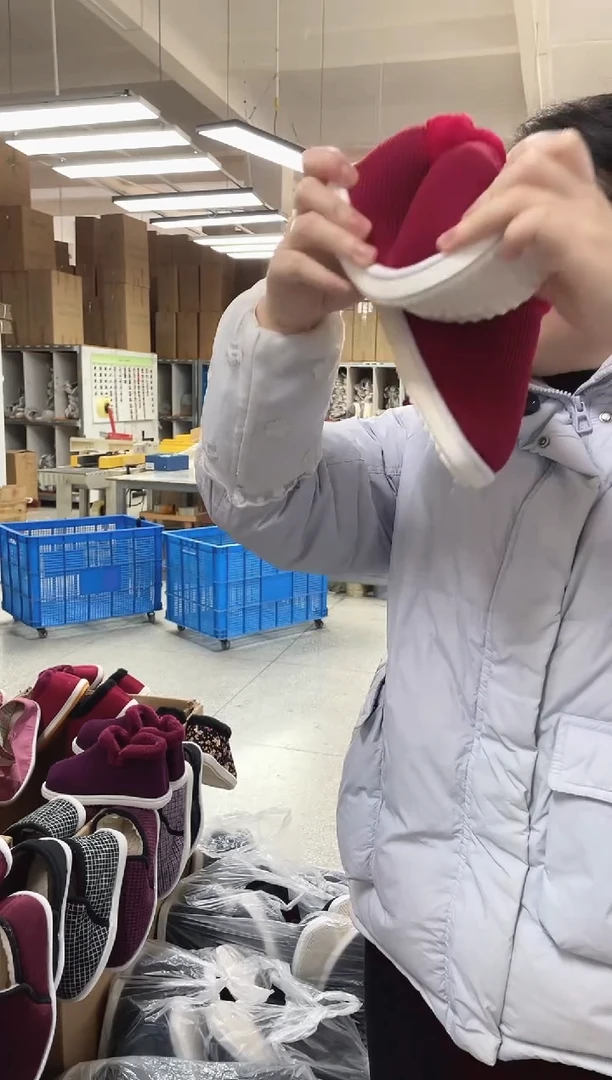 红色毛圈棉鞋37码