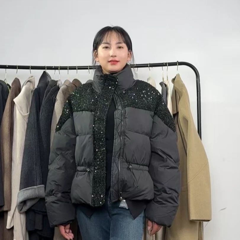 2025冬季新款小香风短款亮片羽绒服女时尚显瘦保暖立领白鸭绒