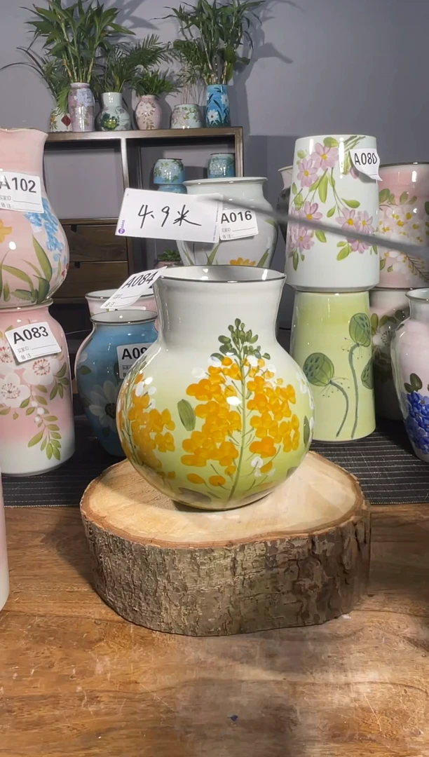 摆件景德镇手绘陶瓷花瓶