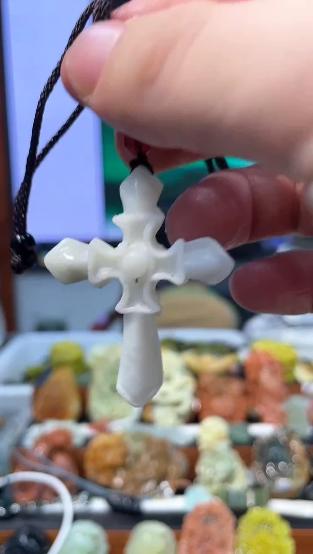 【闪购商品】岫玉吊坠未镶嵌·