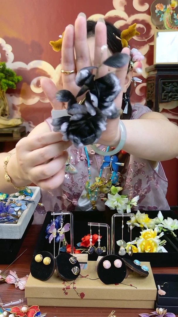刺绣纯手工非遗绒花