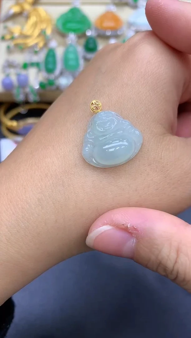 颈饰18K金镶嵌翡翠93-中国好珍宝