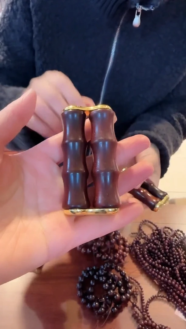 【闪购商品】精品血檀木解压手把件（单个）