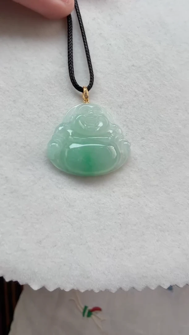 颈饰18K金镶嵌翡翠佛公