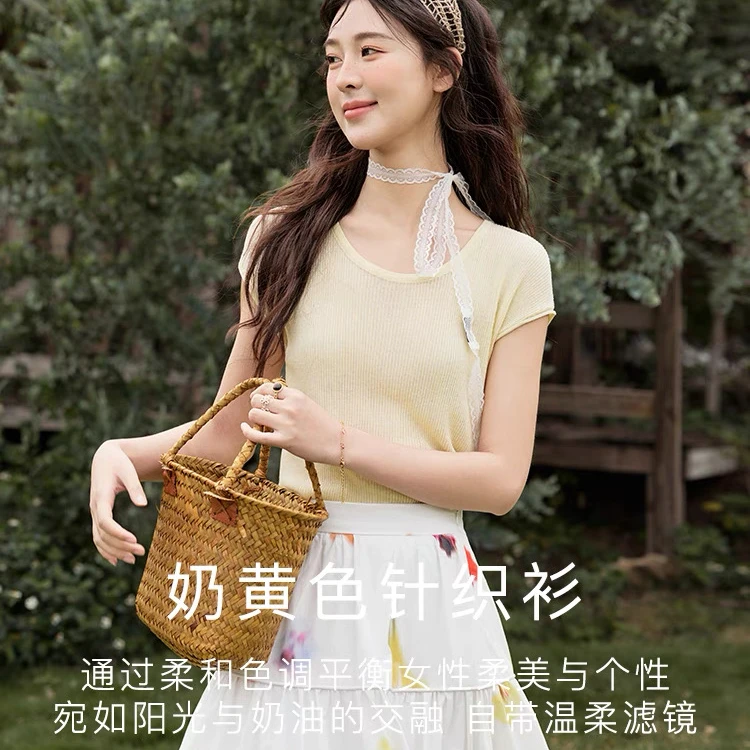 2025年夏季新款U领竹节麻针织小众设计感后背系带镂空短袖别致