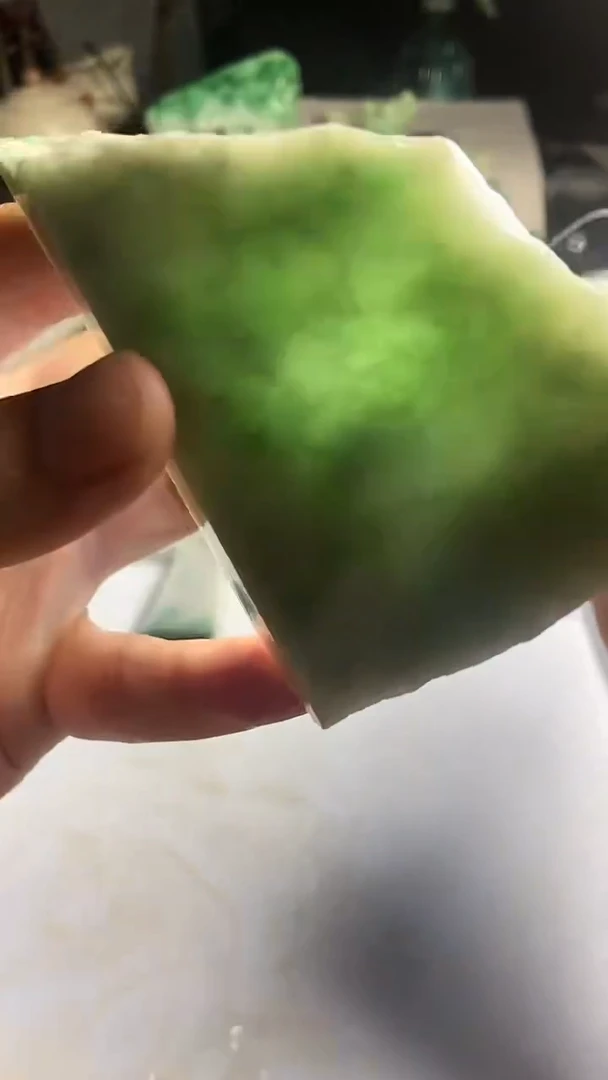 翡翠未镶嵌颈饰翡翠A货