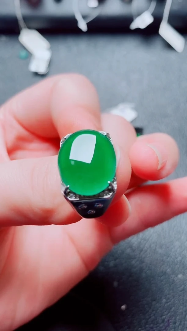 银S925镶嵌戒指翡翠1