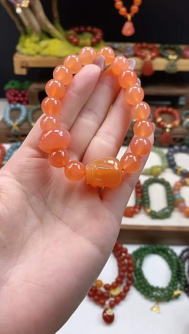 未镶嵌玛瑙手饰跑环貔貅