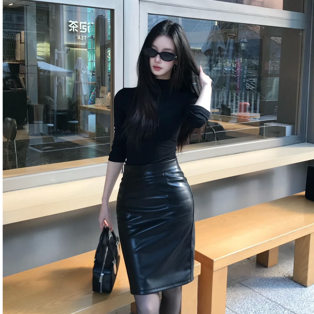 短裙纯欲风时尚时尚套装包臀裙意式黑色打底修身高领上衣性感半裙